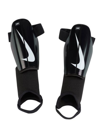 Nagolenniki Nike Charge Y DX4610 010