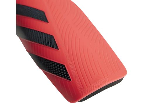 Nagolenniki adidas TIRO SG EU Club JM4203