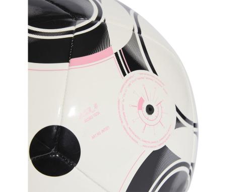 Piłka adidas Juventus Club Home JN7321