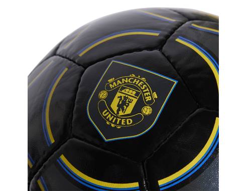 Piłka adidas Manchester United Club JP3059