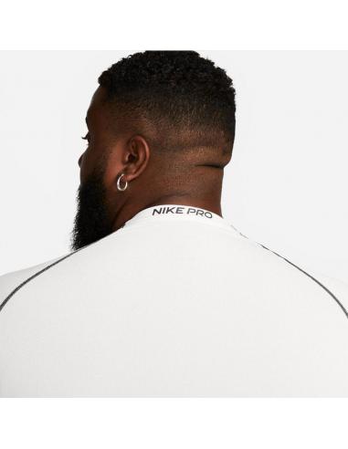 Koszulka Nike Tight Top SS DD1992 010